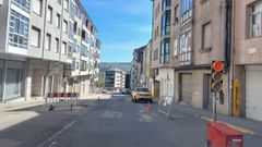 Obra de reparaci�n del firme en la carretera de Mourill�s de Celanova.