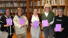 Ux�a, Amanda �lvarez, Rosario �lvarez, Beatriz Caama�o e Concha de la Fuente na presentaci�n do facs�mile