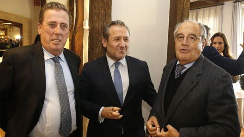 De izquierda a derecha: Javier Garrido y Victor del Canto, consejero y presidente de Civis Global, respectivamente; y Emilio Prez Nieto, presidente de honor del Grupo Prez Rumbao.