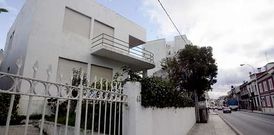 La vivienda, ubicada en Rosal�a de Castro, data de 1939 y fue dise�ada por Juan Argent�.