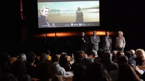 Detalle da presentaci�n do filme documental.