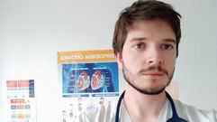 El m�dico internista Manuel Lorenzo L�pez Reboiro es el responsable del nuevo servicio