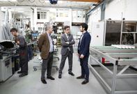 El director del Igape, Javier Aguilera, visit� la empresa en el 2015 para reconocer su trayectoria. 