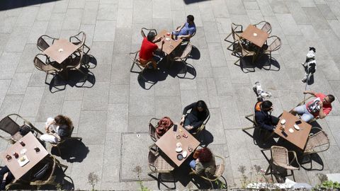 Ambiente en las terrazas de Santiago de Compostela