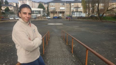 Elena Nicea Mart�nez admite que le gustar�a compaginar la teor�a de la investigaci�n y la pr�ctica de la profesi�n