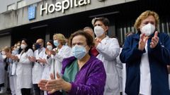 Minuto de silencio en repulsa al ataque sobre el hospital materno de Mari�pol  y en apoyo al pueblo ucraniano en el Chuac