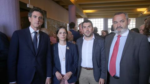 De izquierda a derecha: el delegado territorial de la Xunta de Galicia en Lugo, Javier Arias; la concejala en el Ayuntamiento de Ribadeo Montse Seijo; y los diputados del PP por Lugo Jos Luis Regueiro y Jos Manuel Balseiro.