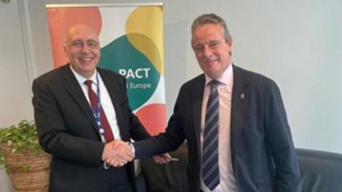 El Principado firma en Bruselas su adhesi�n al Pacto Europeo por el Medio Rural