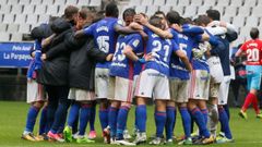 Real Oviedo Carlos Tartiere Horizontal.Los futbolistas del Real Oviedo celebran la victoria
