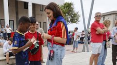 Carmela L�pez, ayer en la fiesta del Espa�a-Cabo Verde en Burela