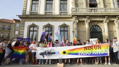 Pontevedra acogi el 11 de agosto una concentracin para condenar la agresin homfoba que haban sufrido dos jvenes unos das antes