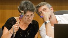 Tania Garc�a y Alberto Varela, durante la sesi�n plenaria del pasado jueves