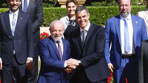 Lula da Silva y Pedro S�nchez en la foto de familia de la cumbre