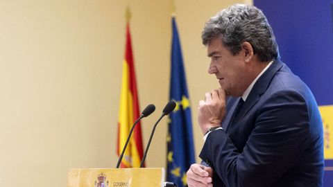 El ministro de Seguridad Social, Jos� Luis Escriv�