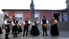 homenaxe a valle-inclan, ofrenda floral