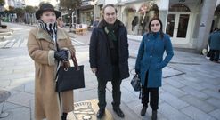 Los populares criticaron la peatonalizaci�n, y se preguntaban si ayer pod�an pasar coches o no. 