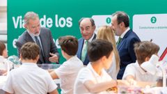 El rey Felipe VI, el presidente de Iberdrola,�Ignacio Gal�n en la inauguraci�n de la exposici�n de Iberdrola 'Un viaje electrizante', en Madrid