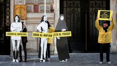 Activistas de Amnist�a Internacional se manifestan en favor de los derechos de las mujeres en Arabia Saud�, durante el �ltimo 8 de marzo, en Par�s 