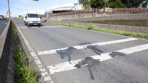Vial FE-13, el ramal que va al Marcide en el trecho m�s alto, que empieza a mostrar signos de deterioro.