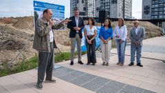 Licitaci�n de 80 pisos para j�venes en Navia, con la conselleira de Vivienda y el arquitecto Alfonso Penela