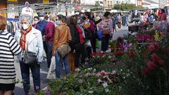 El mercadillo de A Pobra volvi� a su localizaci�n habitual, como se hab�a acordado que suceder�a cuando el concello tuviera una incidencia acumulada inferior a 250 casos por 100.000 habitantes