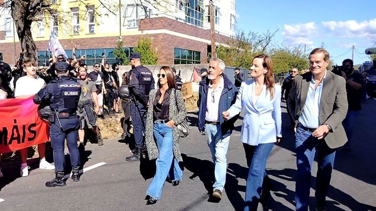 Tensin en Monforte el acto de Vox contra el centro de menores extranjeros