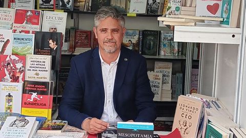 Montero, en la Feria del LIbro de Madrid, donde firmó ejemplares de su nuevo libro