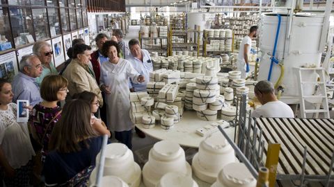 Imaxe do interior da fábrica de Cerámicas do Castro, de Sada, que está integrada no Grupo Sargadelos.