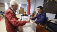 Votaciones del 25 de mayo de 2019 en una mesa electoral de Ferrol