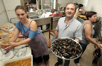 El mejill�n ser� el ingrediente estrella de los pinchos que ofrecer�n hoy todos los locales. 