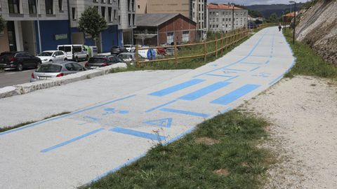 La senda entre Milladoiro y Santiago ya est� muy avanzada en la localidad de Ames y cuenta con los puentes para salvar el nudo de la SC-20