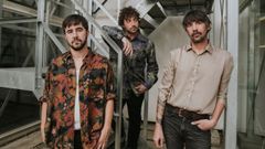 Alejandro M�ndez (izquieda), Alfredo N��ez (centro) y Noni L�pez (derecha), integrantes de la banda Lori Meyers