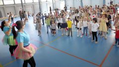 Fiesta de fin de cruso en el CEIP Alexandre Rodr�guez Cadarso de Noia