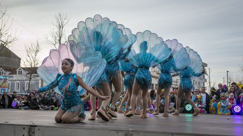 Gran concurso de disfraces y comparsas en Porto do Son