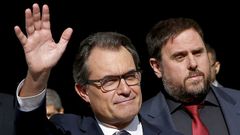 Artur Mas y Oriol Junqueras, en la Generalitat tras firmar la convocatoria de la consulta del 9N en el 2014  