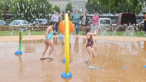 Inauguración del parque de juegos de agua de Pontevedra