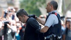 Los investigadores creen que la ni�a asesinada en Vilanova se defendi� de un intento de agresi�n sexual