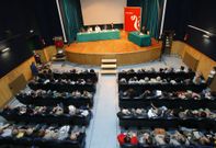 El debate de los candidatos ribadenses fue seguido con expectaci�n y aplausos por parte del p�blico. 