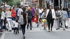 En el casco urbano de Pontevedra tiene, seg�n el padr�n municipal 64.209 habitantes  