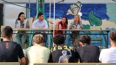 Mesa redonda celebrada este viernes en el IES de A Illa