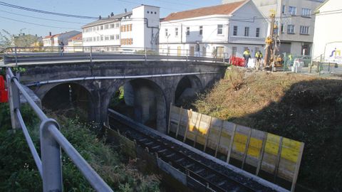 El plazo de ejecuci�n de los trabajos para instalar la estructura met�lica es de ocho meses