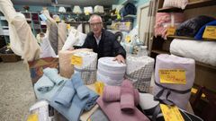 Manuel Trillo lleva al frente de Cortinas And�jar desde el 1990