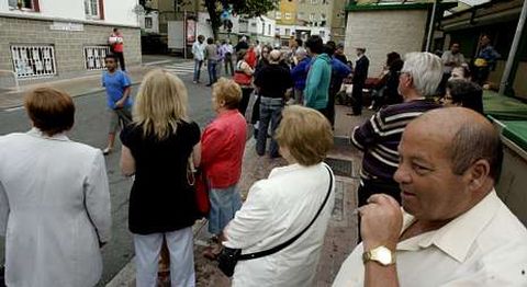 La plataforma de carteros expuso las consecuencias de los posibles recortes en el servicio. 