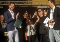Suevia fue la banda elegida en Porto do Son para grabar un disco, tras un sorteo en el que Luis Oujo extrajo la papeleta premiada. 