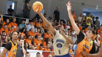 Brandon Childress, en el primer amistoso de pretemporada ante el Leyma