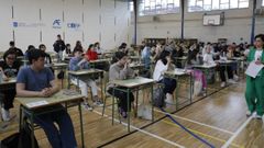 Los alumnos, minutos antes de comenzar la prueba