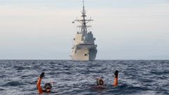 La F-104, buque insignia de la flota, en el ejercicio anfibio de la Marina italiana en aguas mediterr�neas