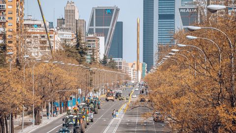 Los tractores ocupan de nuevo el centro de Madrid para exigir apoyo al campo