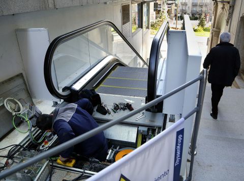 El mecanismo de las escaleras al aire libre durante la aver�a del pasado fin de semana. 