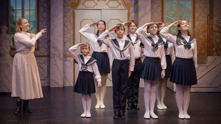 Esta versi�n teatral, producida por Theatre Properties, ha sido dirigida por Silvia Villa�.